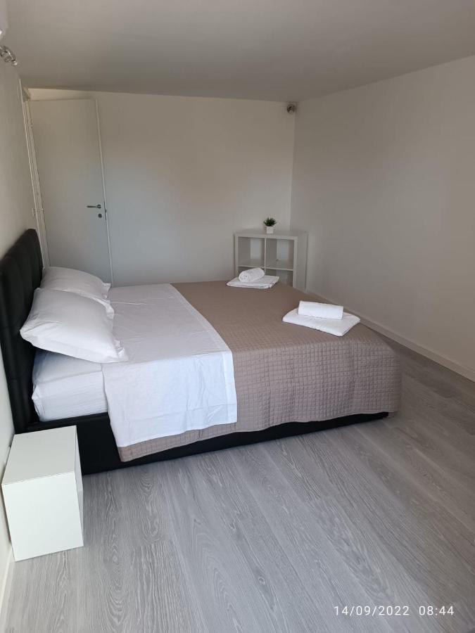Di Fronzo Guest House T Triggiano Buitenkant foto