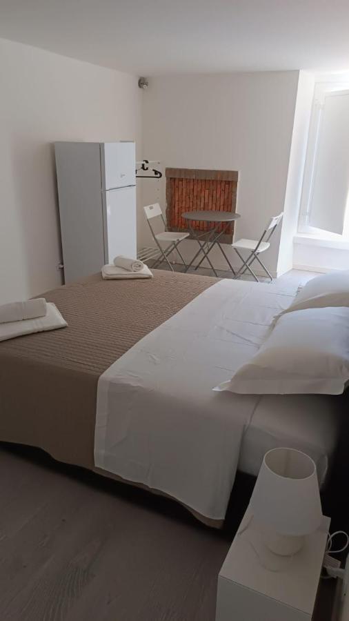 Di Fronzo Guest House T Triggiano Buitenkant foto