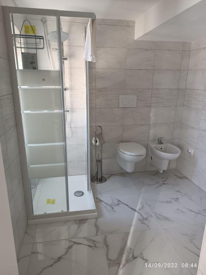 Di Fronzo Guest House T Triggiano Buitenkant foto