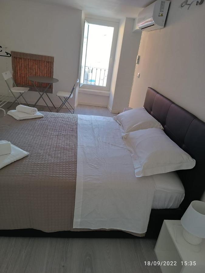 Di Fronzo Guest House T Triggiano Buitenkant foto